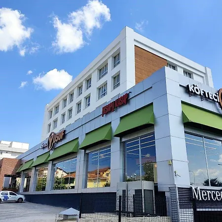 Zin D Alemdağ Aparthotel Istanboel