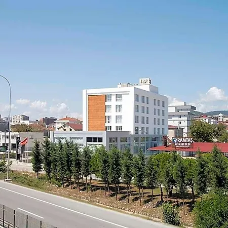 Zin D Alemdağ 3*