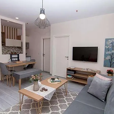Zin D Alemdağ Apart Otel 3*