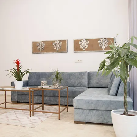 Zin D Alemdag Hotel apartamentowy 3*